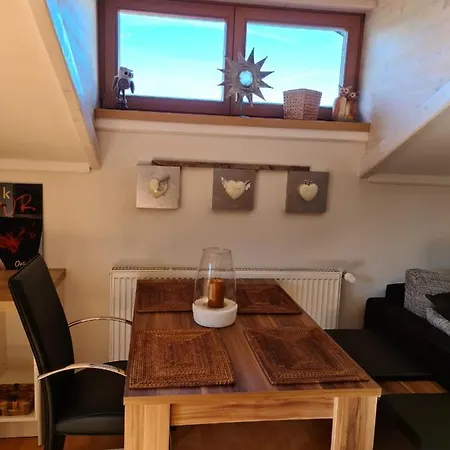 Hoamat Schmalzreich Andrea Apartment Lam